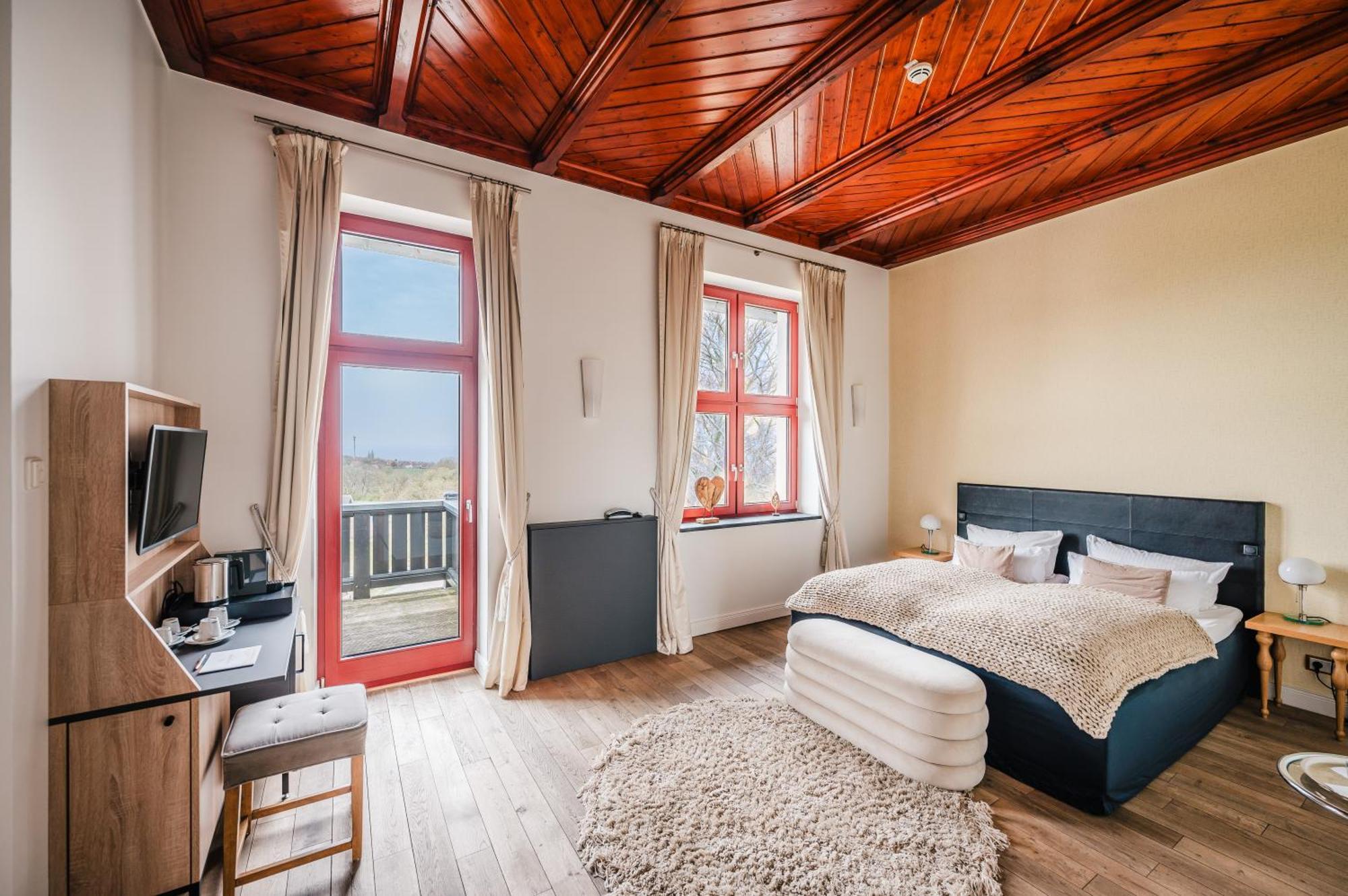 Romantik Hotel Schloss Ranzow Lohme Kültér fotó